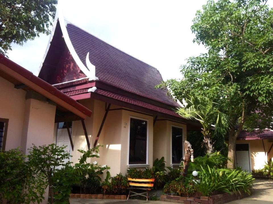 Sweet Inn Resort Bang Pahan Exterior photo