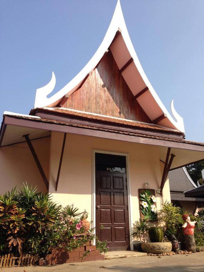 Sweet Inn Resort Bang Pahan Exterior photo